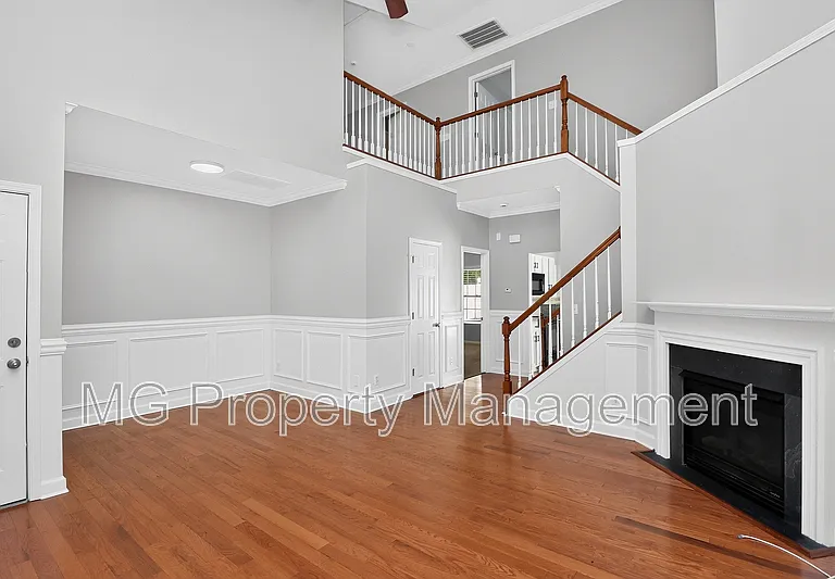 11909 Stratfield Place Cir — Photo 3