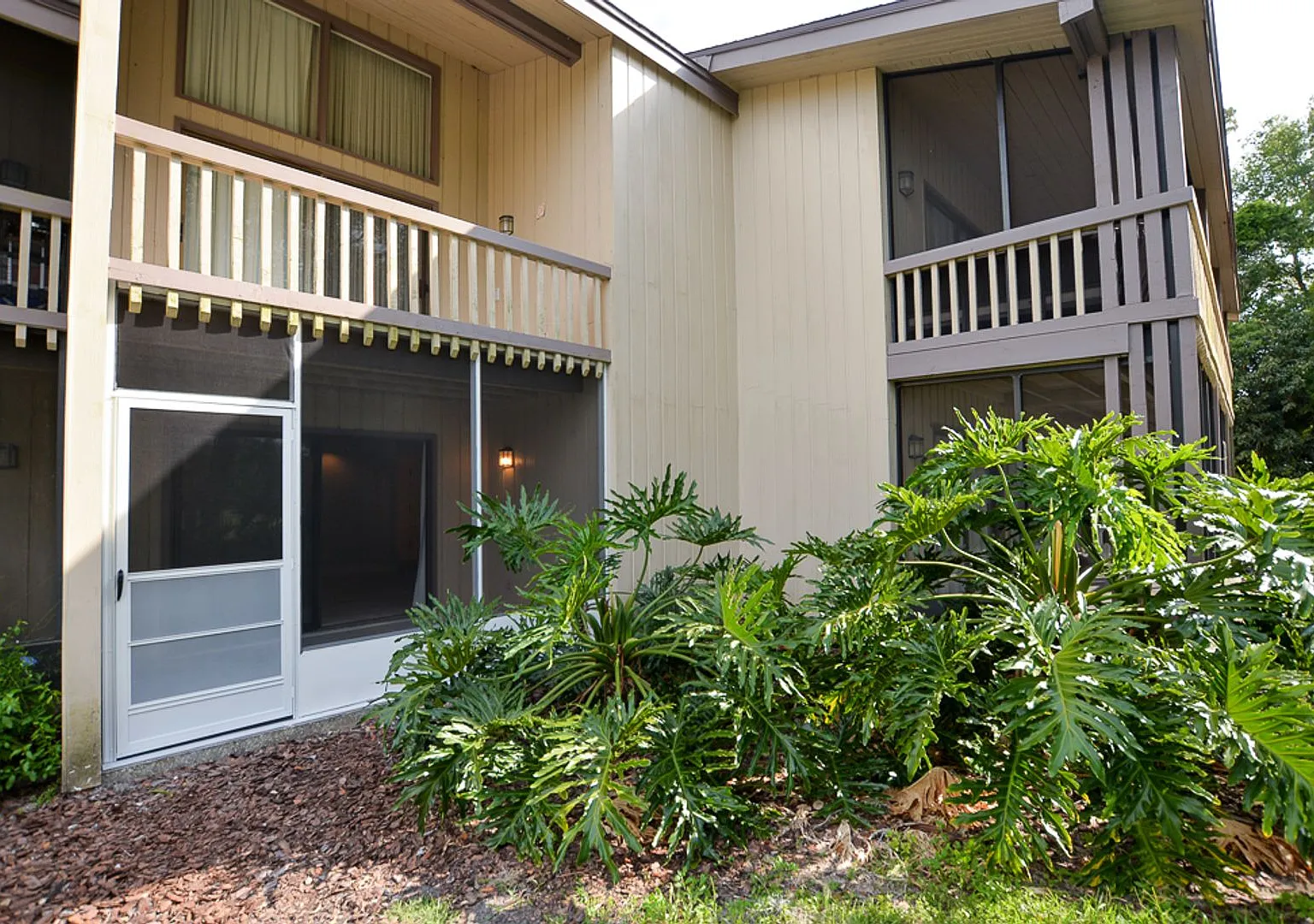 1st floor Studio Apartment for rent in Grenelefe Condominiums — Photo 4