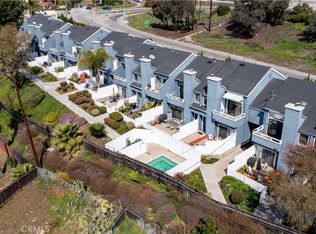 3305 N Crest Dr, Long Beach, CA 90807