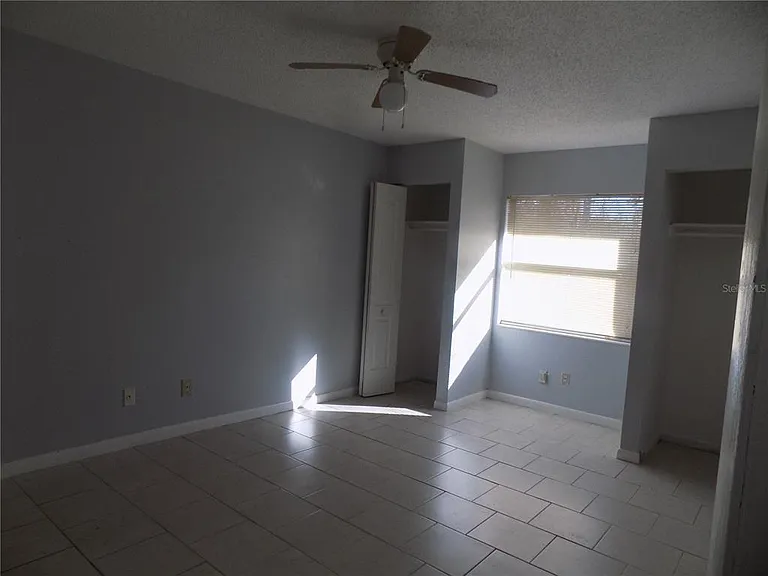 6124 SW 10th Pl #A — Photo 11