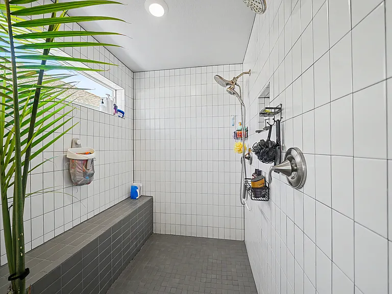 6339 Knapp Dr — Photo 19