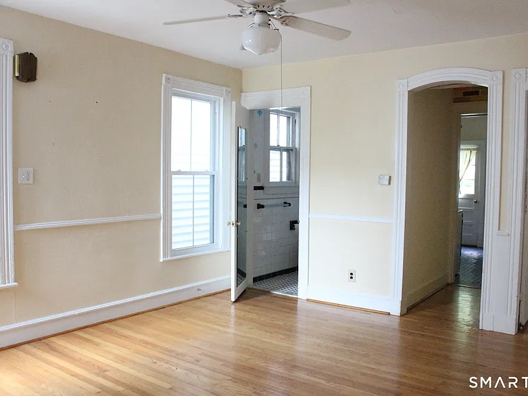 28 Cottage St #1 — Photo 1