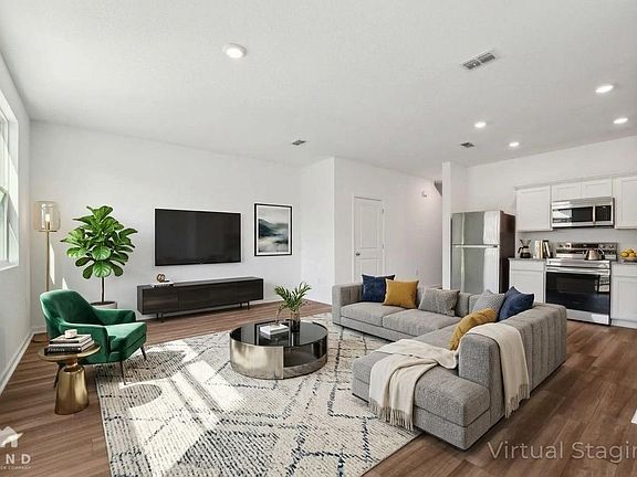 3rd image of 3007 Fulong Dr