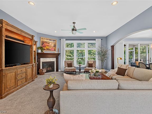 3rd image of 5081 Crooked Creek Dr