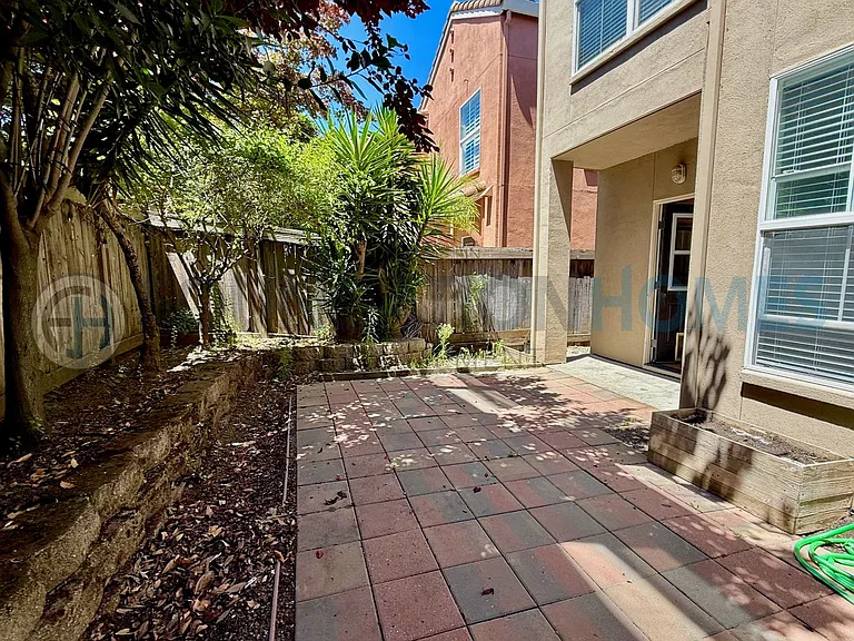 75 Gann Way — Photo 4