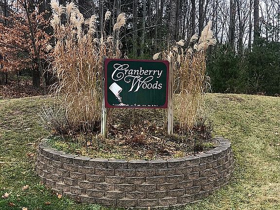 3rd image of 4142 Cranberry Ln