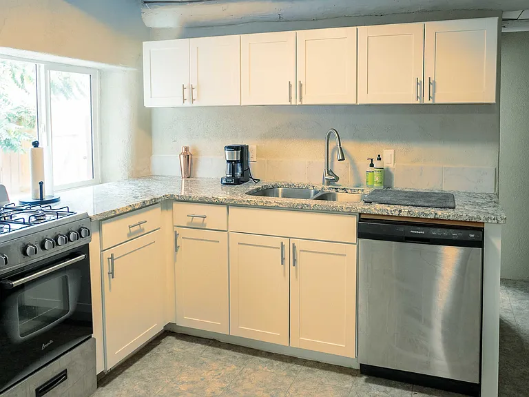 149 Candelario St #C — Photo 7