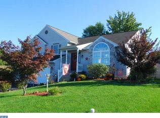 175 Sunrise Ln, Reinholds, PA 17569