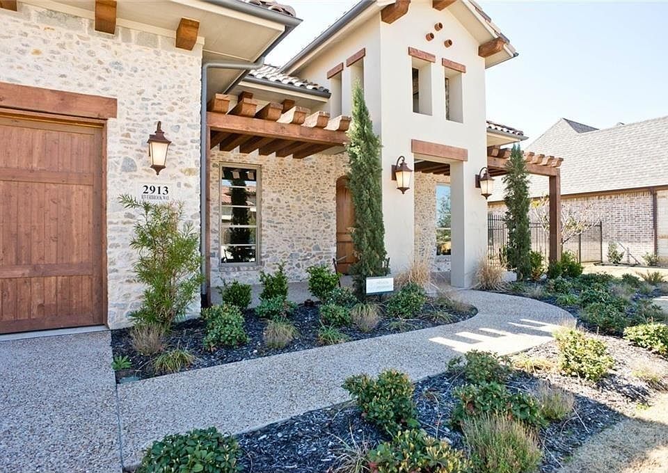 1st image of 2913 Riverbrook Way