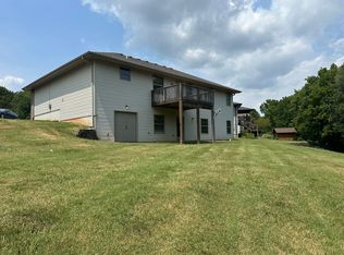 5416 S Clifton Ave, Springfield, MO 65810