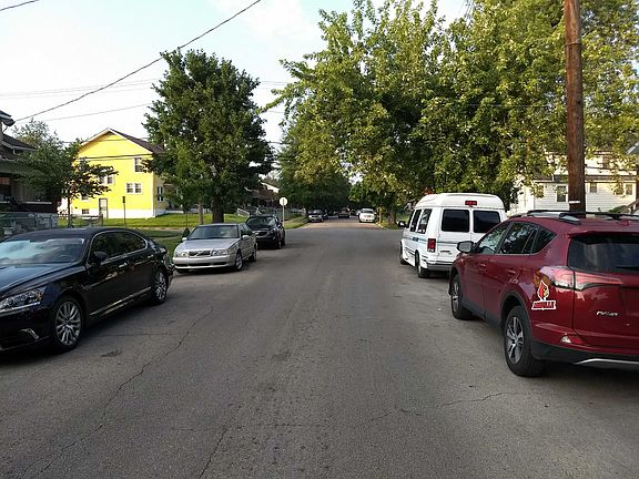 5th image of 235 Glendora Ave