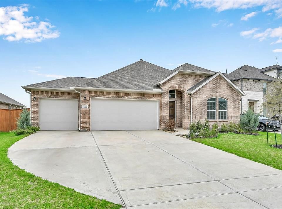 1st image of 21219 Grey Bloom Ave