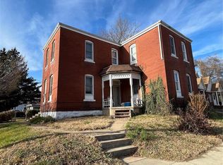 700 Ridge St #A&B, Alton, IL 62002