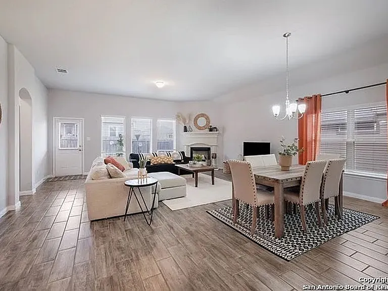 8909 Elizabeth Park — Photo 13