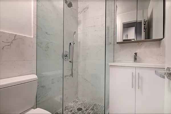 Rented by REAL New York | media 12