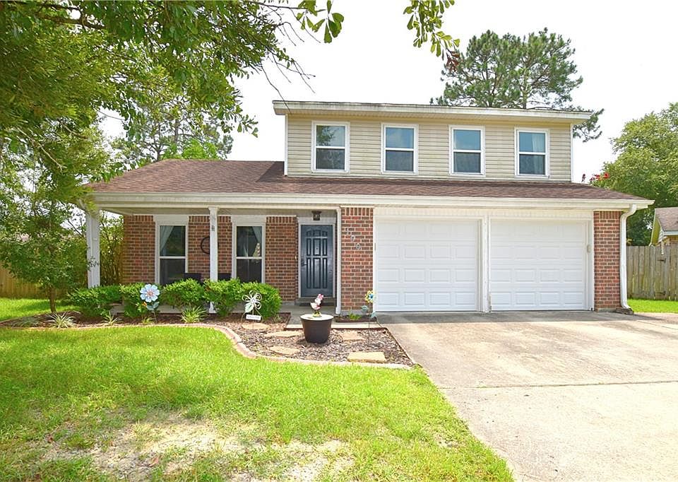 1st image of 100 Cottonwood Ct