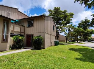 5701 NW 21st St #17-A, Lauderhill, FL 33313