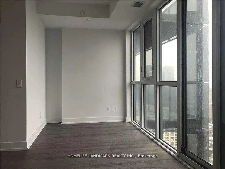 7 Grenville St #3107 — Photo 6