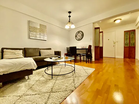 Rented by Highline Residential | media 1