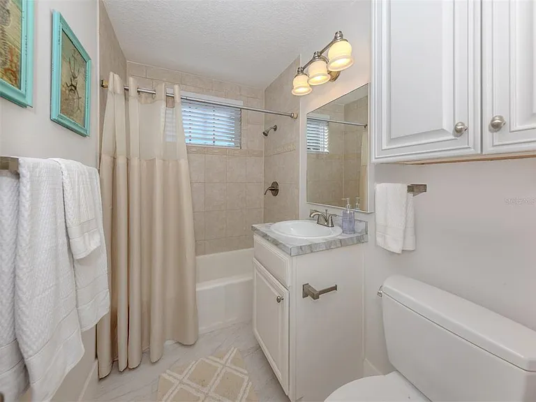 Buena Vista Dr — Photo 14