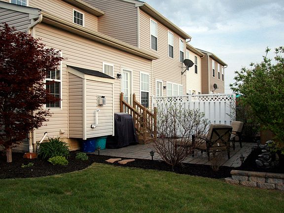 Private Cobblestone Patio