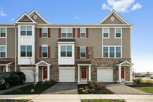 227 Mallard Ln Photo 1