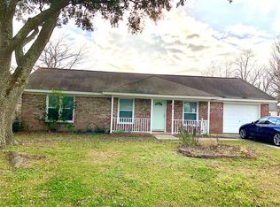 1112 Stuart Dr, Moncks Corner, SC 29461