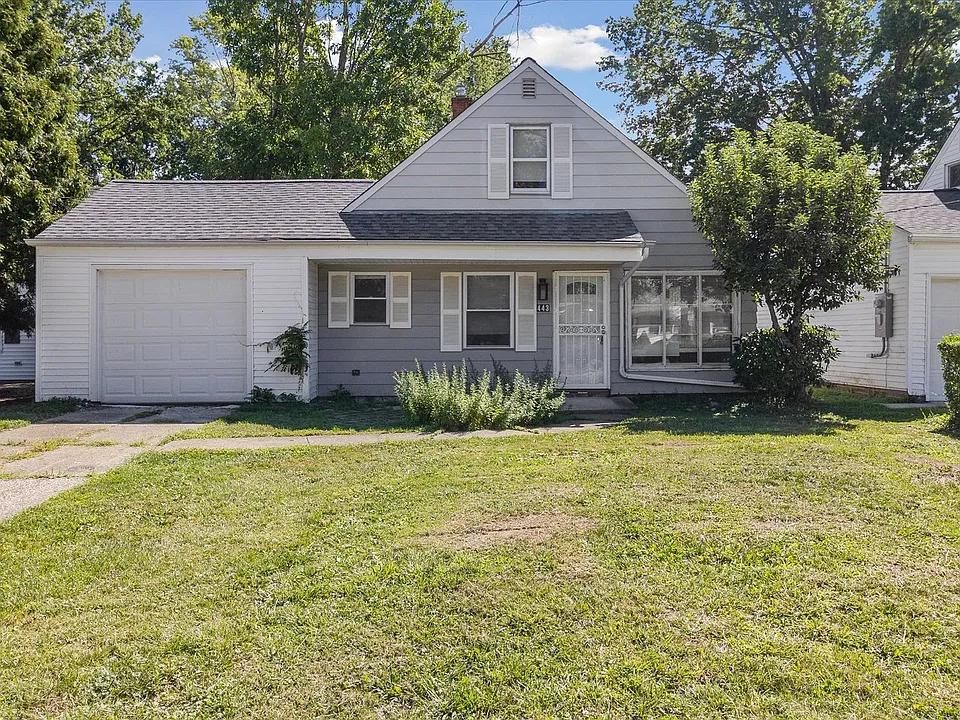443 Fairway Blvd