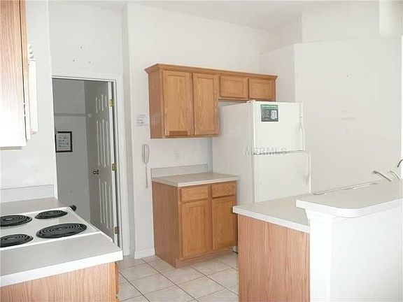 4th image of 16621 Rolling Green Dr