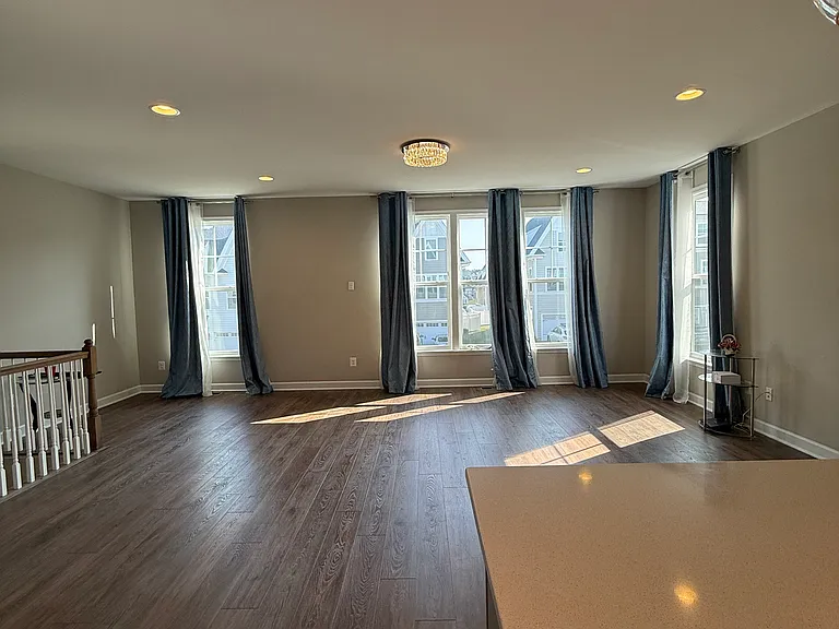 3189 Marion Sq — Photo 8