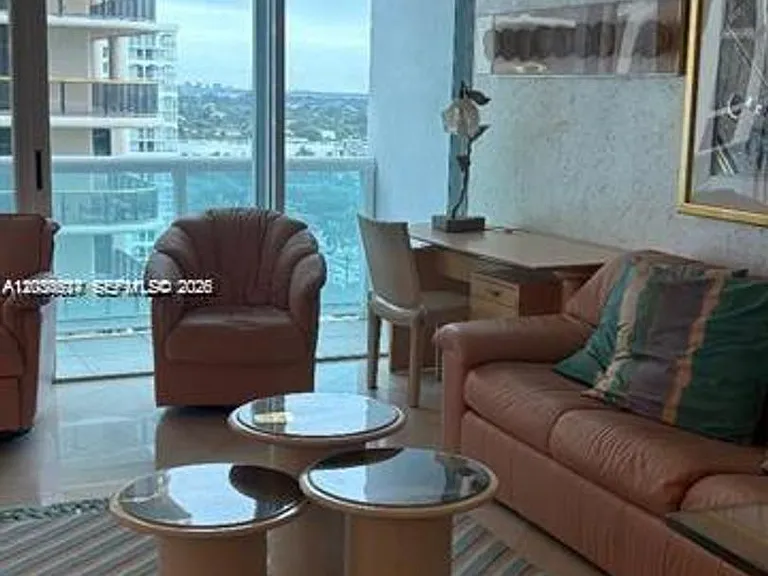 10101 Collins Ave #15D — Photo 3