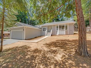 5564 Sierra Springs Dr, Pollock Pines, CA 95726