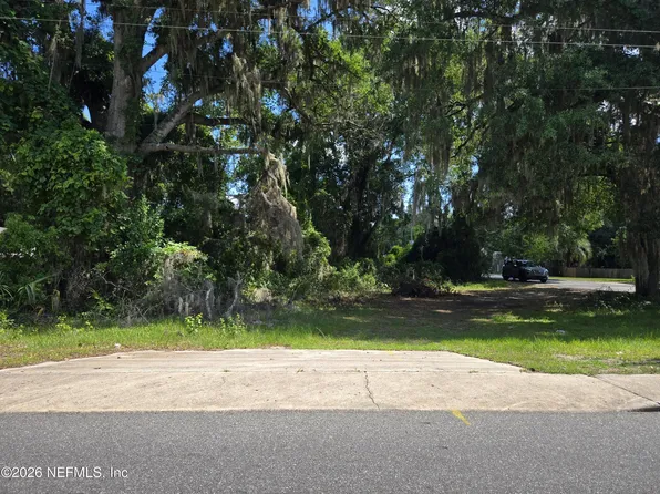 609 NW DIXIE Avenue, Lake City, FL 32055