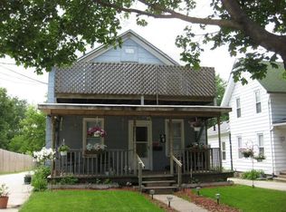 412 Barney St, Waukesha, WI 53186