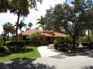 2768 Oak Tree Ln, Oakland Park, FL 33309