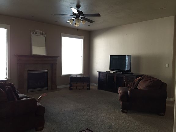 2nd image of 14718 S Quiet Glen Dr