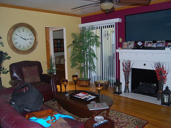 5th image of 8650 Larsen Way