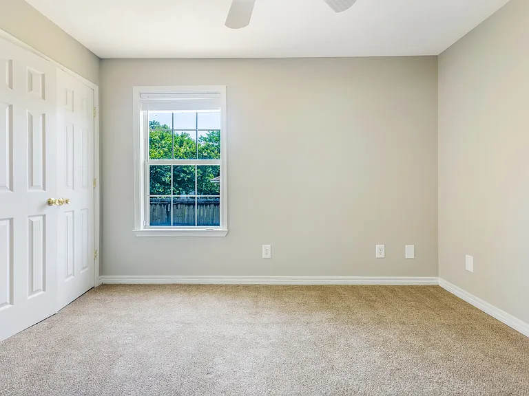 2104 Frontera St — Photo 24