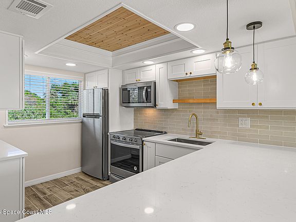 5th image of 1001 W Eau Gallie Blvd APT 330