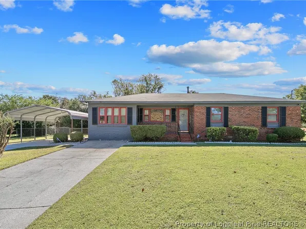338 Tucson Dr, Fayetteville, NC 28303