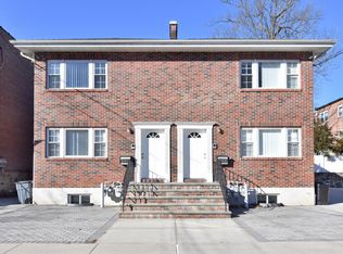 345 E 236th St FLOOR 2, Bronx, NY 10470
