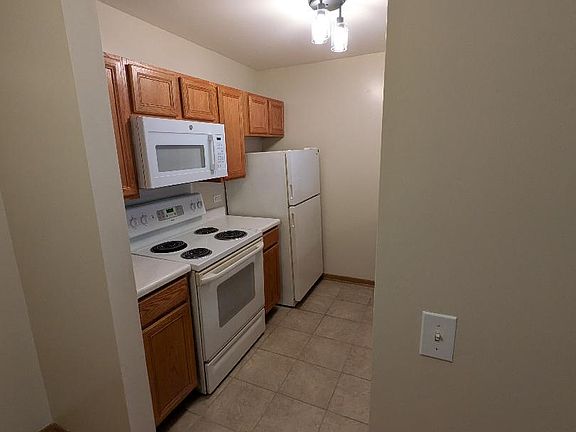 5th image of 430 Cunat Blvd APT 1A