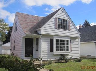2970 N 78th St, Milwaukee, WI 53222