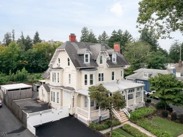 48 Kent Place Blvd, Summit City, NJ 07901