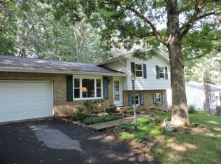 212 Oakley Dr, State College, PA