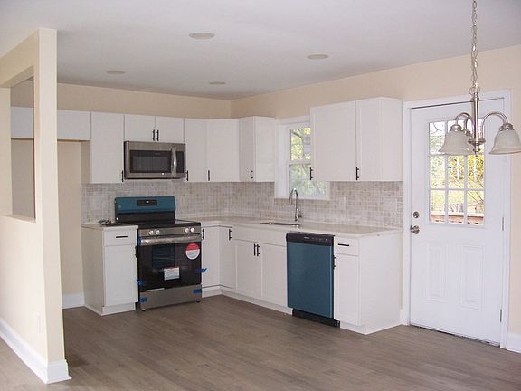 5th image of 207 Saddle Dr