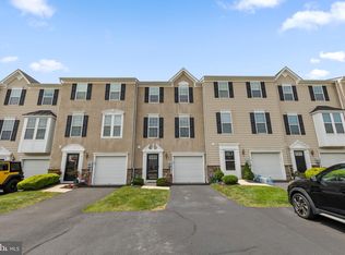 110 Topaz Dr, Gilbertsville, PA 19525