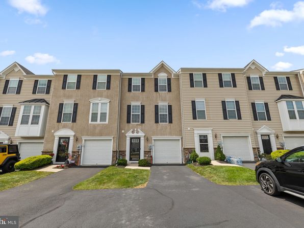 110 Topaz Dr