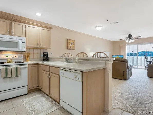 164 Sac Rd #B201, Sunrise Beach, MO 65079