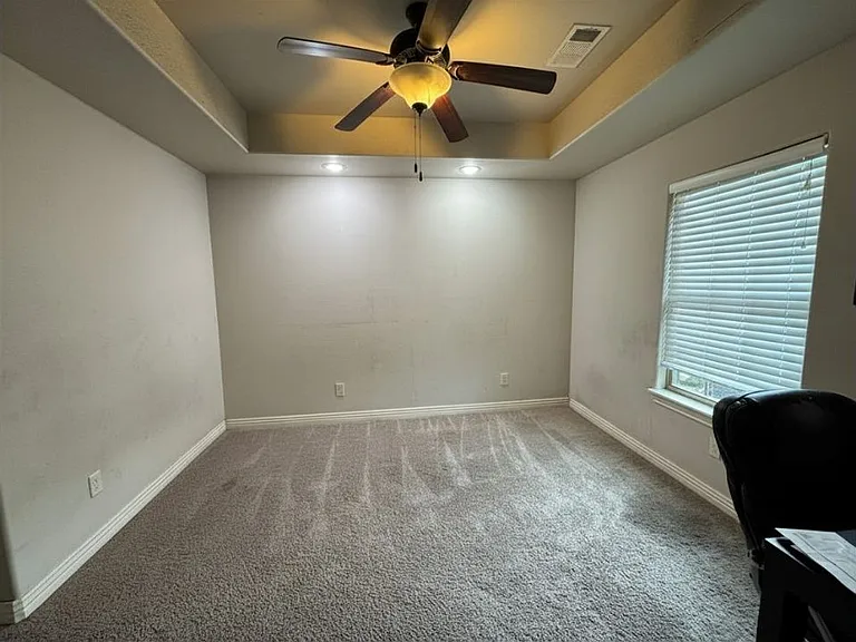1217 N Stephens Ave — Photo 6